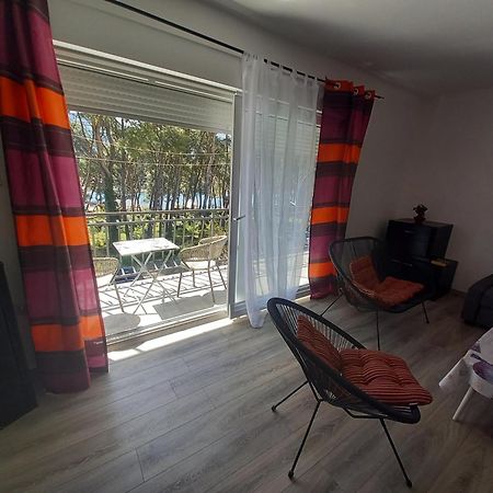 Dinka'S Apartment Stari Grad  Kültér fotó